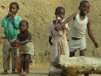 Wancha hur Kaanda tandǝ mbǝnfata fartǝɗi ˈyindǝ fe ˈyamǝscha